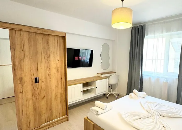 Cismigiu 2 Bedrooms * Bucharest